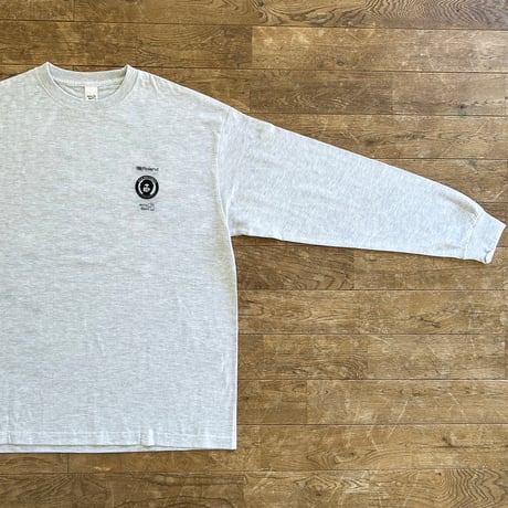 【Roland】KDJ Records // Jazzy Sport〈Ver.2 Det.riot〉ロングスリーブ Tシャツ（ライト グレー）