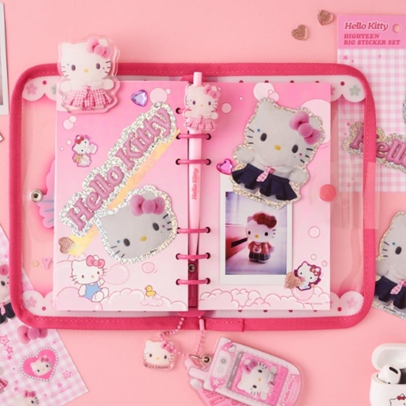 【韓国限定】ハローキティ CUTE RUN コラボ 4点コンプリートセット 韓国限定】ハローキティ CUTE RUN コラボ 4点コンプリートセット