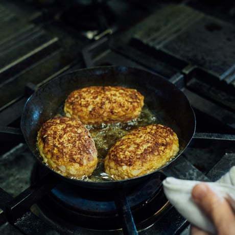 【ご自宅用】ふわふわハンバーグ４個とビーフシチュー２個のセット