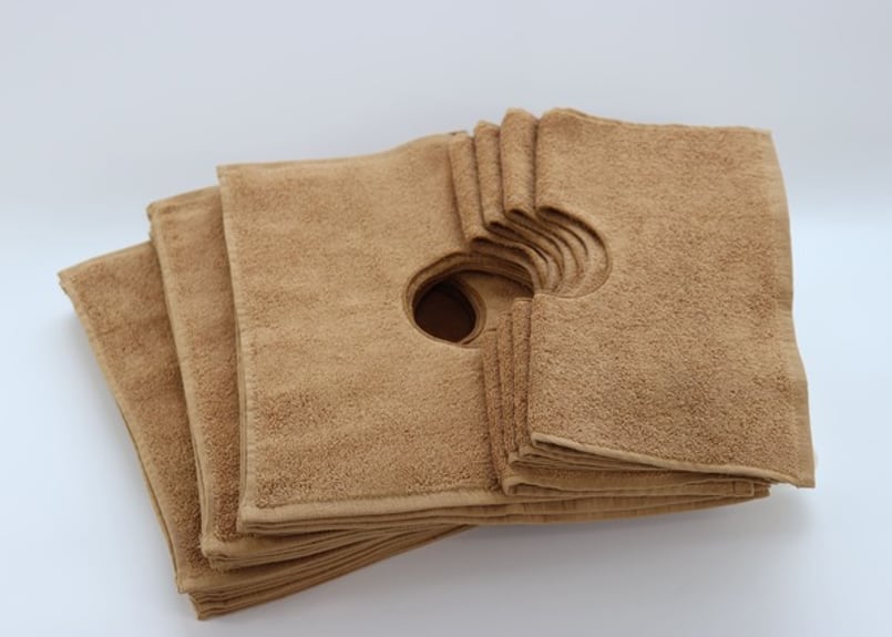 送料無料！ 【30枚1セット購入】歯科用 穴あきタオル（ドレープタオル