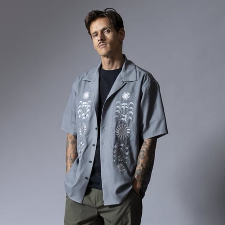 "PALM EMBROIDERY" GONZO S/S - MOON