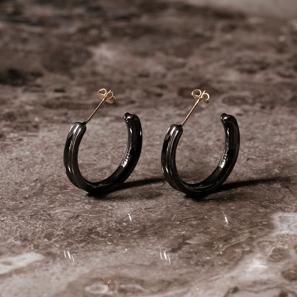 eaphi ピアス シルバー]ジルコニアハートピアス