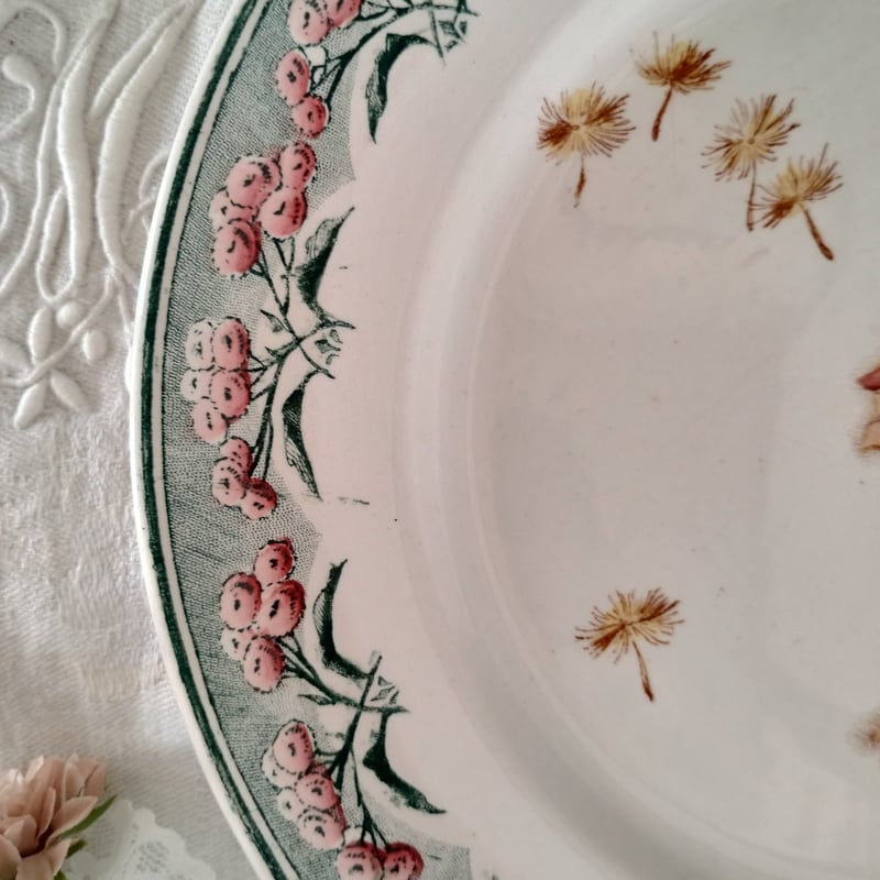 フランスアンティーク クレイユモントロー わた毛のプレート c