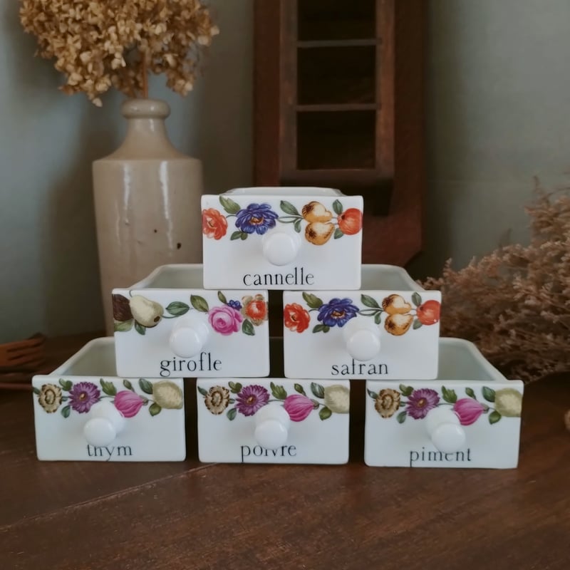 フランスヴィンテージ 陶器の引き出しの調味料入れ | フランス