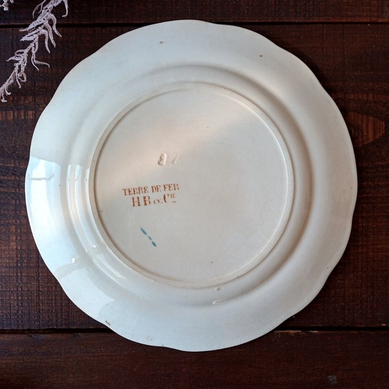 ショワジールロワ アンティークカラーの花リムプレート