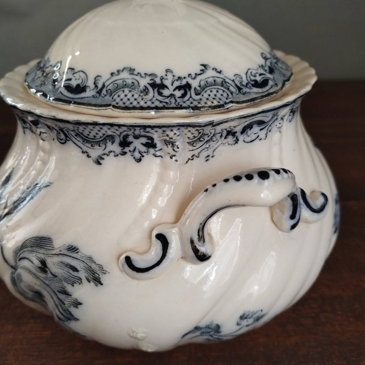 フランスアンティーク シュガーポット サルグミンヌ フォンタンジュ青