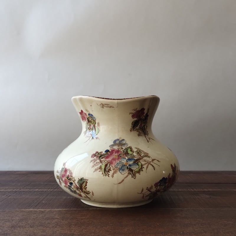 フランスアンティーク ピシェ アンティークレッドの模様が美しいピシェ | フランス