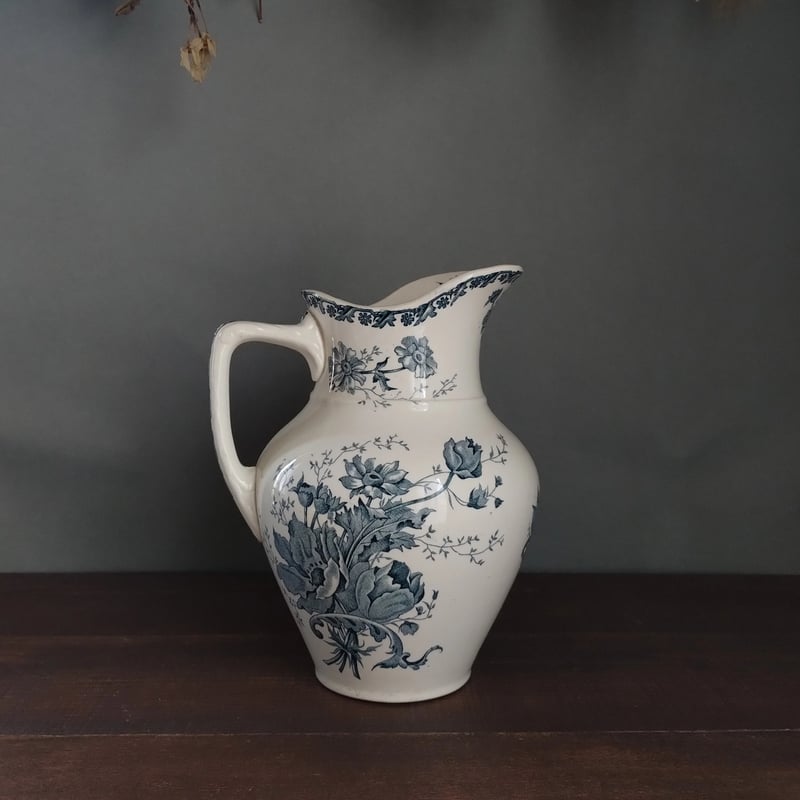 フランスアンティーク 淡い青のアネモネのピシェ | フランス