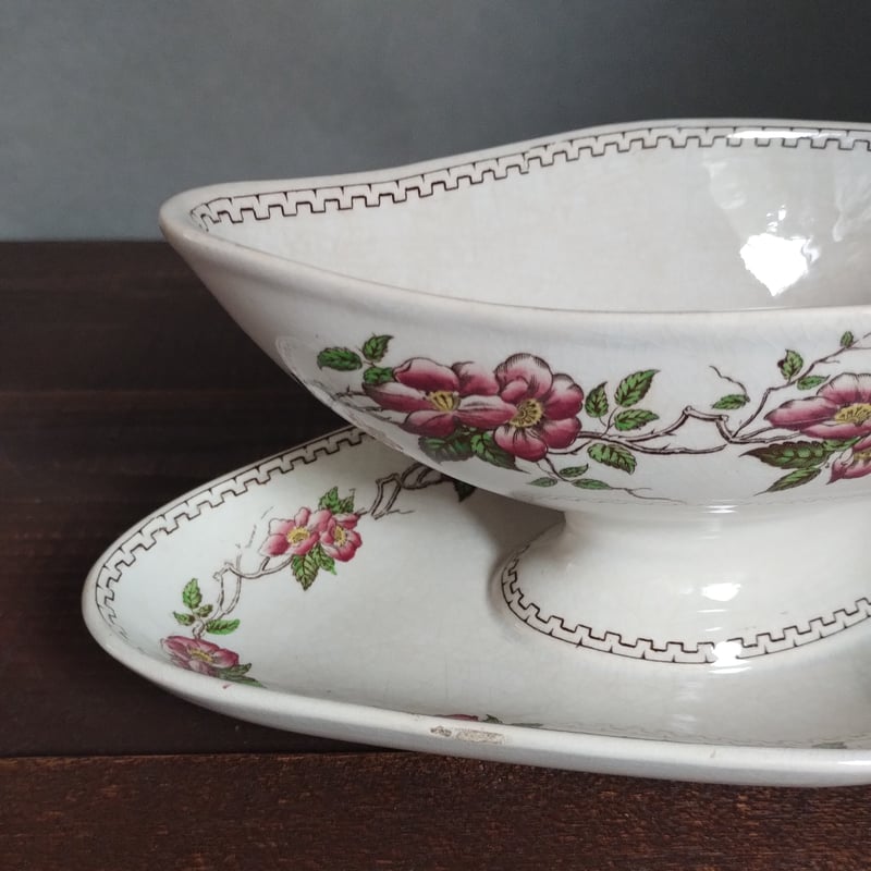 フランスアンティーク サルグミンヌのソーシエール | フランス