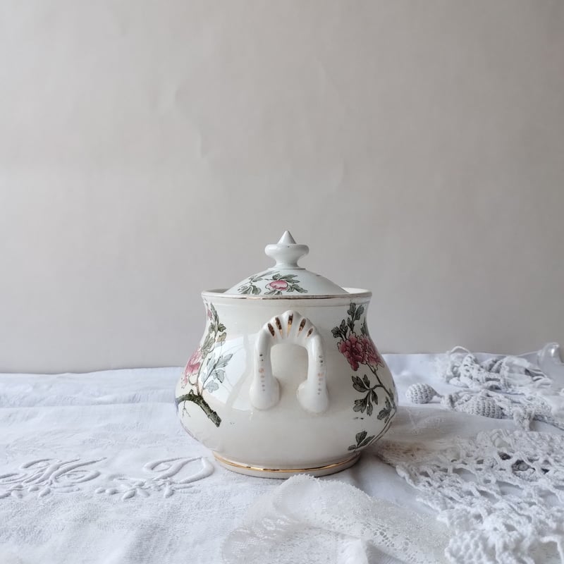 サルグミンヌのシュクリエ | フランス アンティーク 陶器 専門店 サルグミンヌのシュクリエ | フランス アンティーク 陶器 専門店