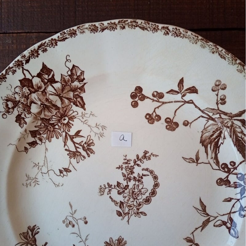 フランスアンティーク ブラウンのプレート（ a ） | フランス