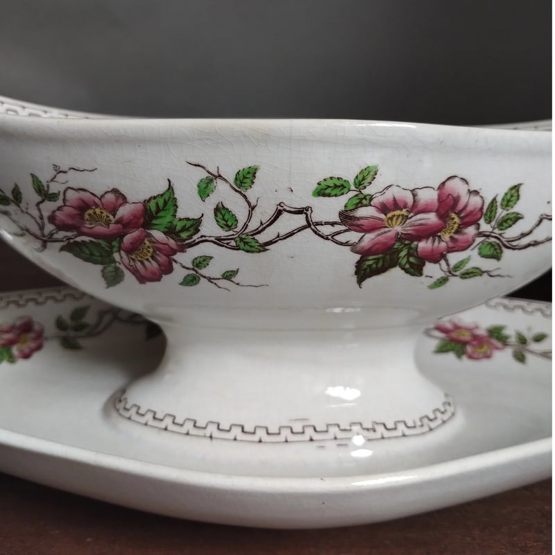 フランスアンティーク サルグミンヌのソーシエール | フランス