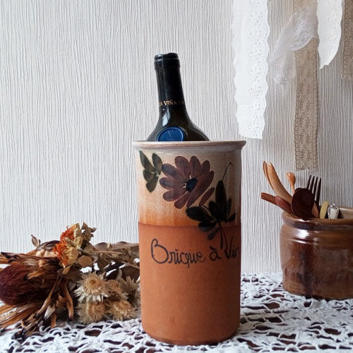 気化熱で冷やすことのできる テラコッタのワインクーラー | フランス