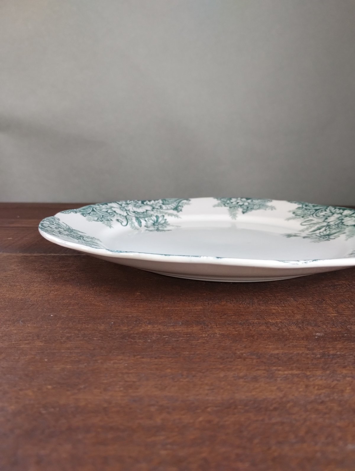 フランスアンティーク グリーンのプレート1 | フランス