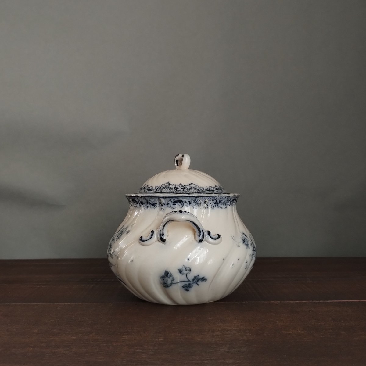 フランスアンティーク シュガーポット サルグミンヌ フォンタンジュ青