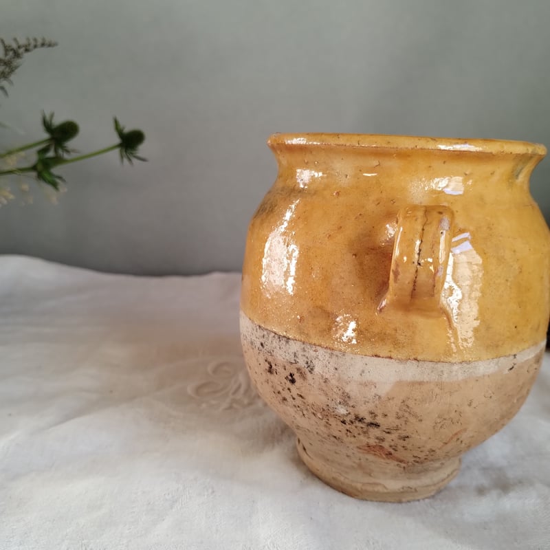 ご予約済み フランスアンティーク 南仏の壺 | フランス