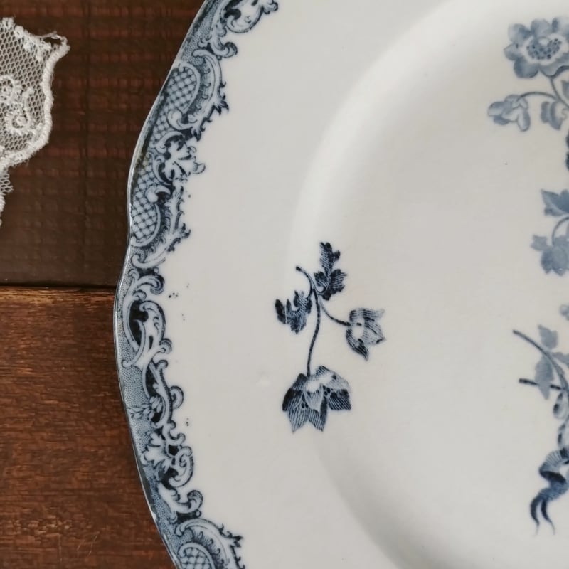 フランスアンティークプレート サルグミンヌ フォンタンジュ青 右上