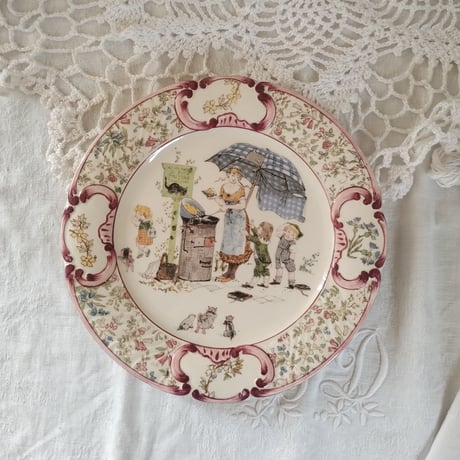 サルグミンヌ | STORES