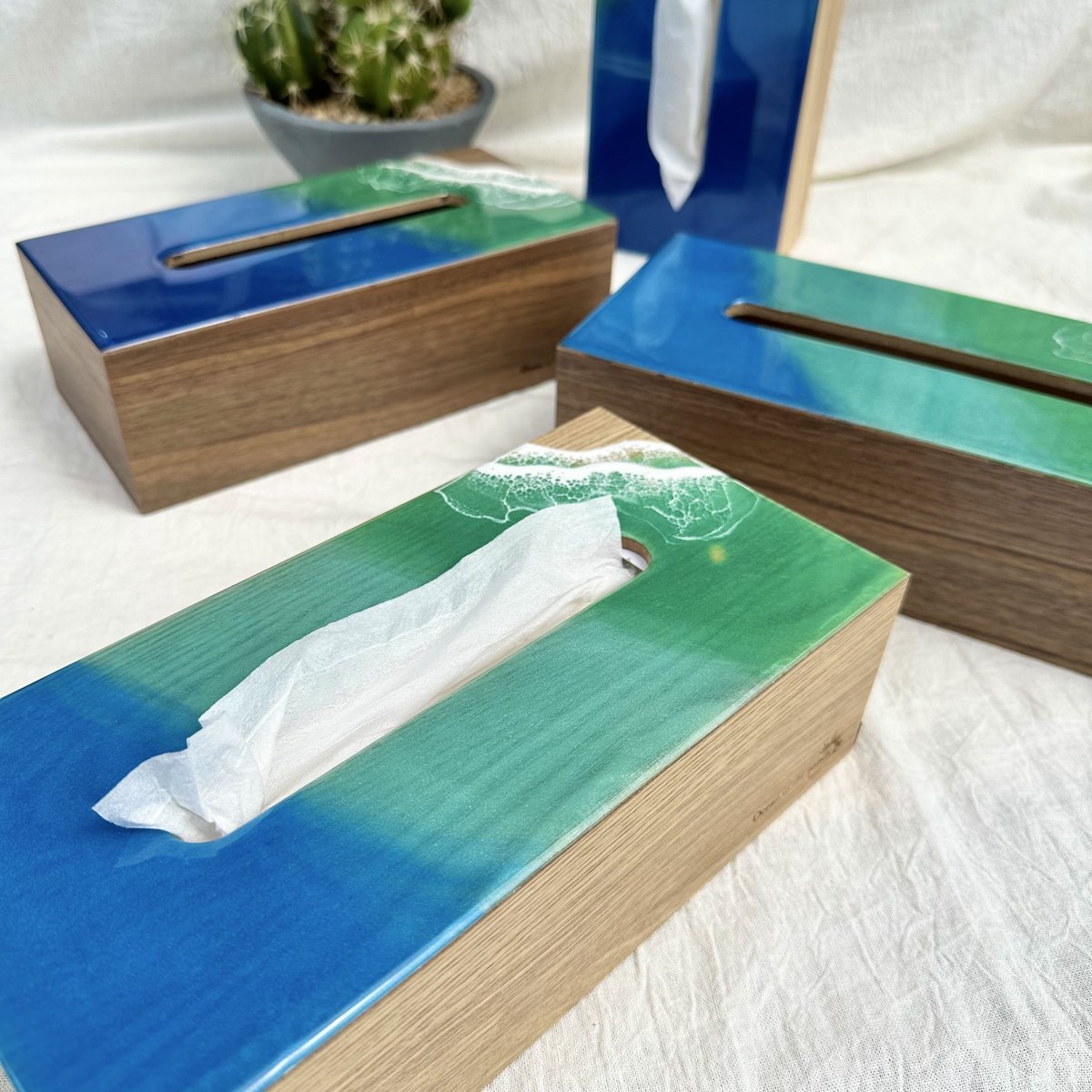 ティッシュボックス波レジンアート