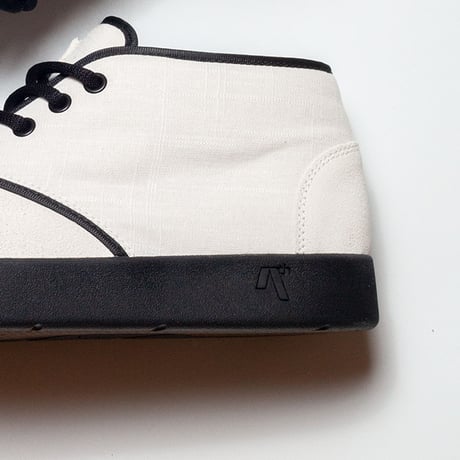 AREth 2026 EARLY BULIT White Black