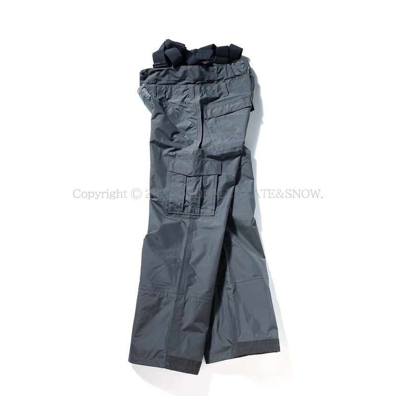 23-24 GREEN CLOTHING MOVEMENT CARGO Grey | ODDB