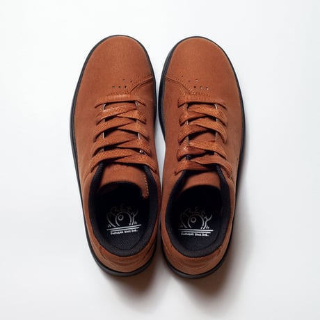 AREth 2026 EARLY I LACE Brown Vegan Suede