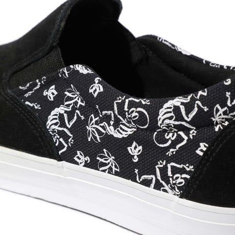 Possessed Shoe Co 自由音頭
