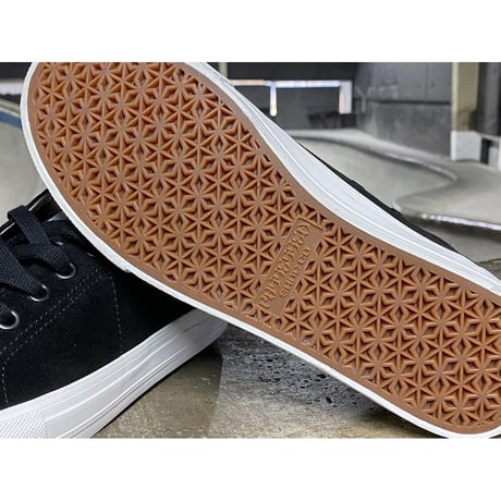 Possessed Shoe Co Tuff i