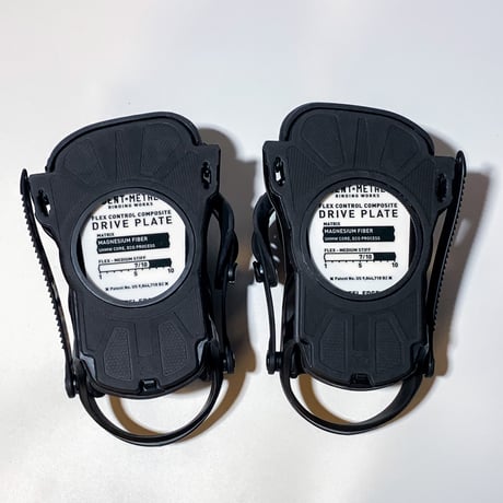 25-26 BENT METAL AXTION