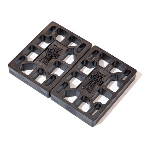 DOG TOWN SKATEBOARDS 1/2" RISER PAD SET of 2 black