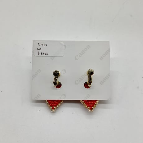 B1725-20 Queen red イヤリング