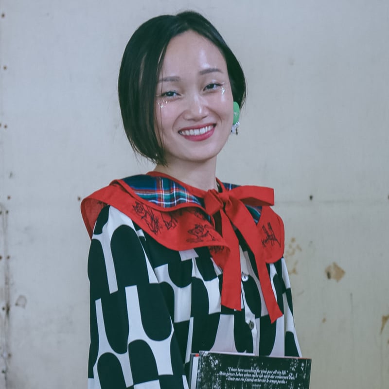 2段つけ襟-Red cats×Navy checked- | ANQU