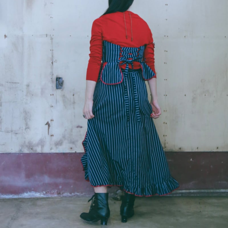 縁フリルスカート-紺ストライプ×赤縁- | ANQU