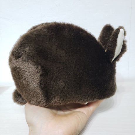ふわふわのポーチさん  単色チョコセルフ