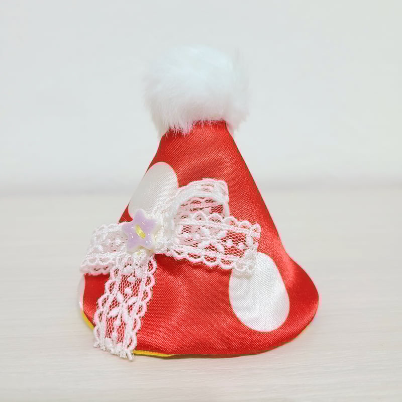 三角パーティハット （赤ドット） | rabbica ONLINE STORE