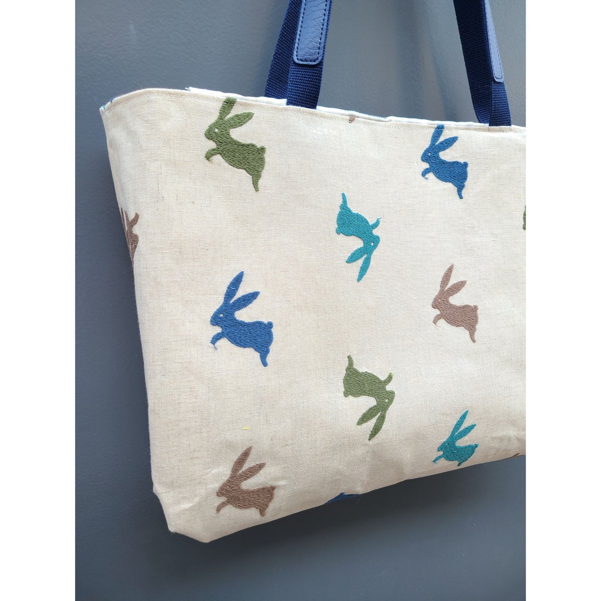 刺繍うさぎのトートバッグ | rabbica ONLINE STORE