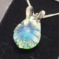 雪の華うさぎのペンダント-