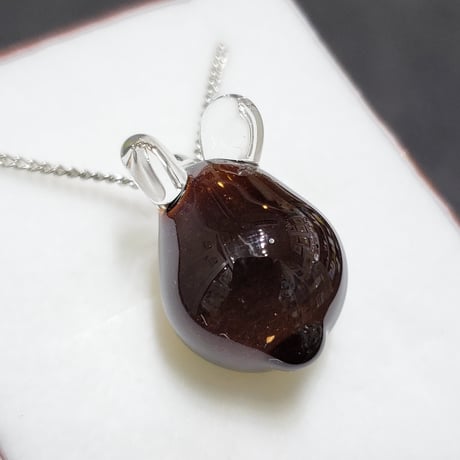 ミニうさぎのペンダント‐621