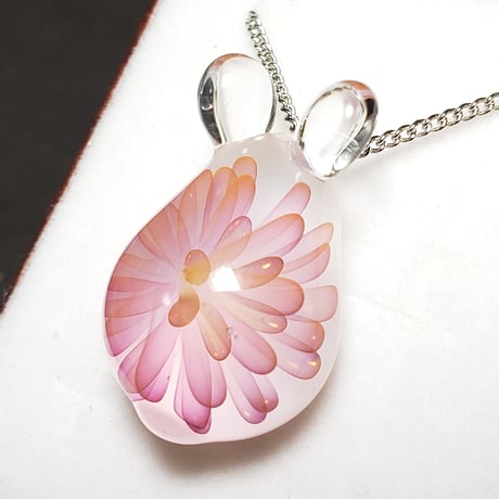 【春限定】桜うさぎのペンダント-