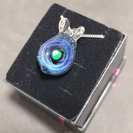 宇宙うさぎのペンダント-785