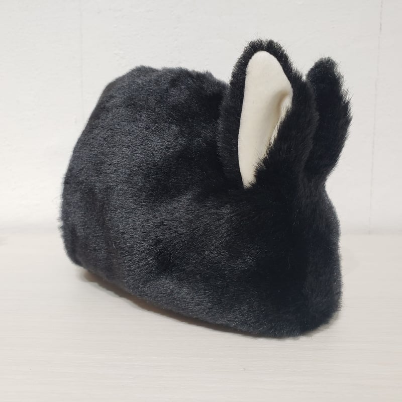 ふわふわのポーチさん 真っ黒ブラック | rabbica ONLINE STORE ふわふわのポーチさん 真っ黒ブラック | rabbica ONLINE STORE
