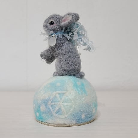 [羊毛針刺し(ミニ)]  ウサギと氷