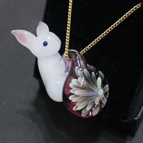 うさぎと雪の華のペンダント-661