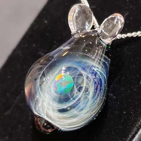 宇宙うさぎのペンダント‐709