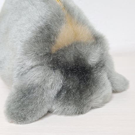 ふわふわのポーチさん  ロップイヤー うすブルーオター