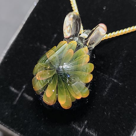 お花うさぎのペンダント-金木犀-829