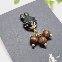 ●ふんばりうさぎ●ピアス  【立ち耳・ブラックシルバーマーチン】