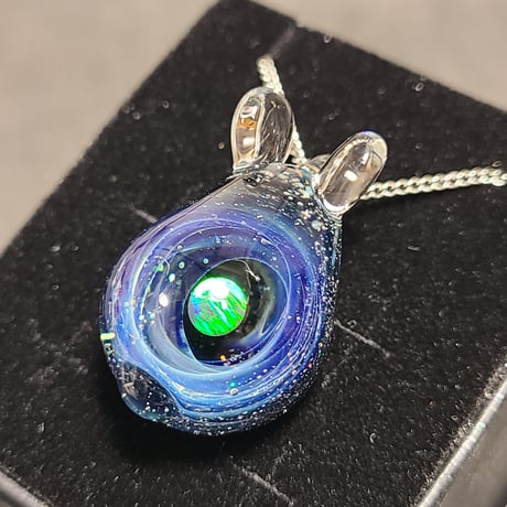 宇宙うさぎのペンダント-785