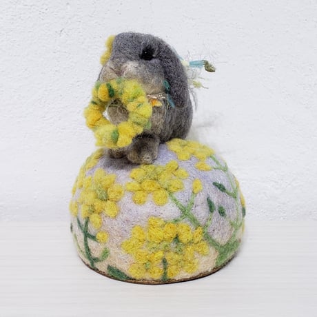 ［羊毛針刺し］ウサギと菜の花
