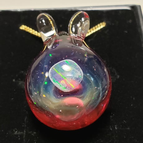 宇宙うさぎのペンダント‐633